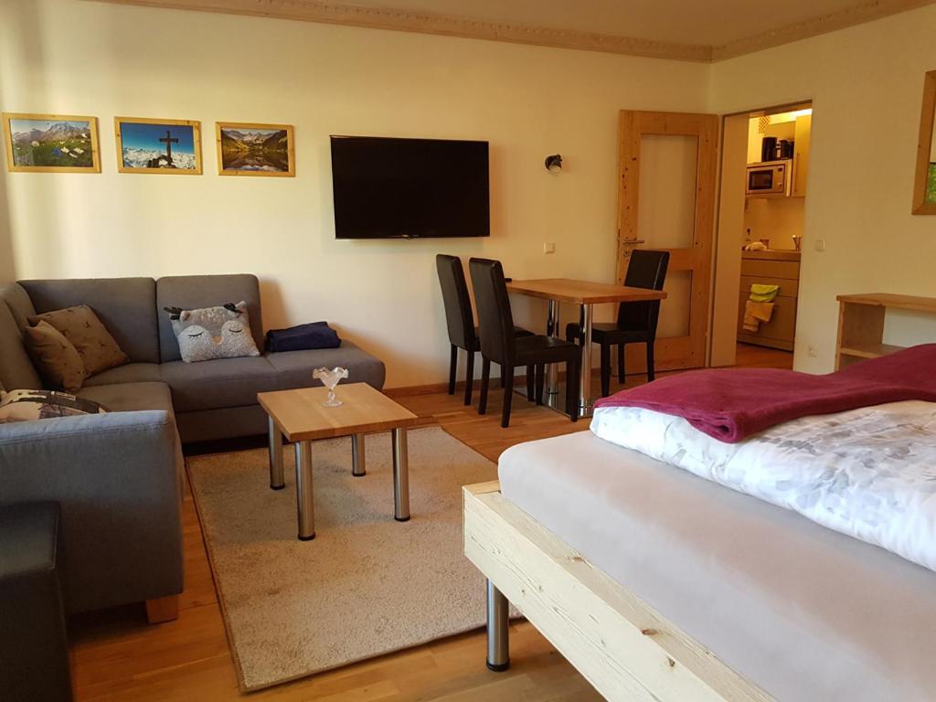 Berghex Apartment Garmisch-Partenkirchen Bagian luar foto